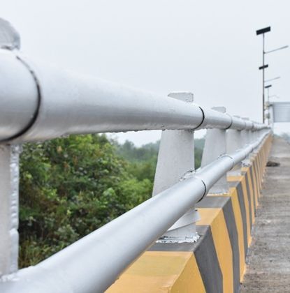 Concrete columns wrapped in CFRP